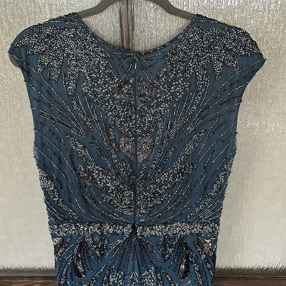 Mac Duggal beaded Cap sleeve gown size 12. NEW $598 sold out - Picture 12 of 17